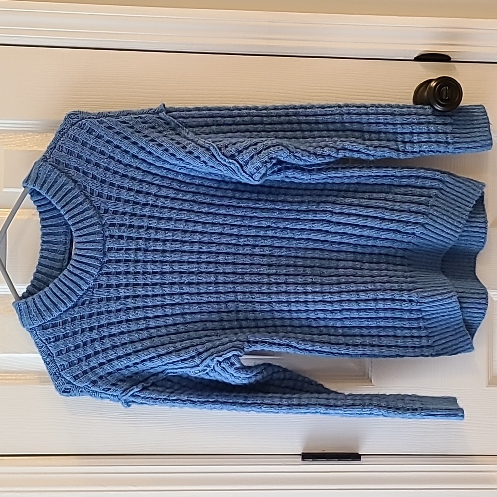 Blue sweater by SO - Picture 1 of 3